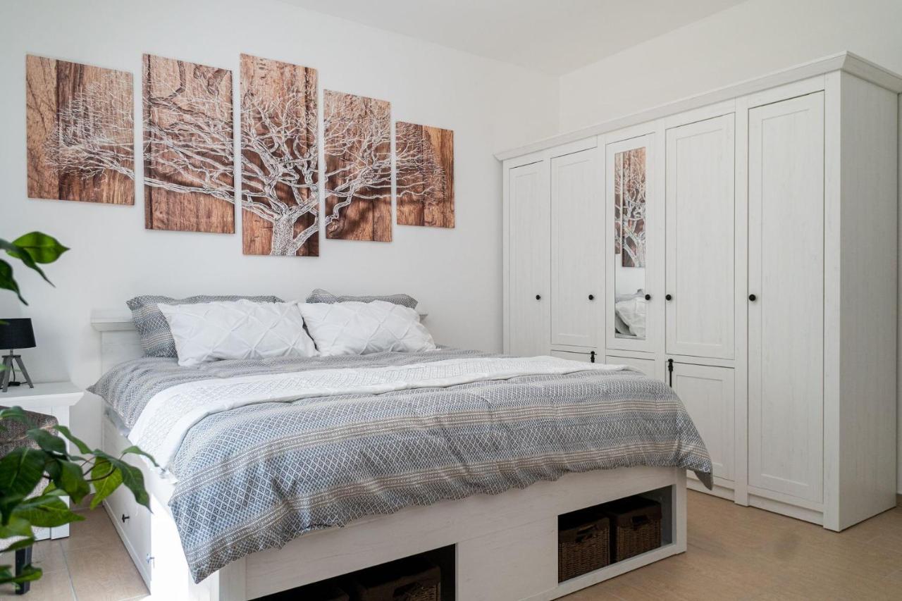Beautiful Apartment In Town Centre Landstuhl Exterior foto