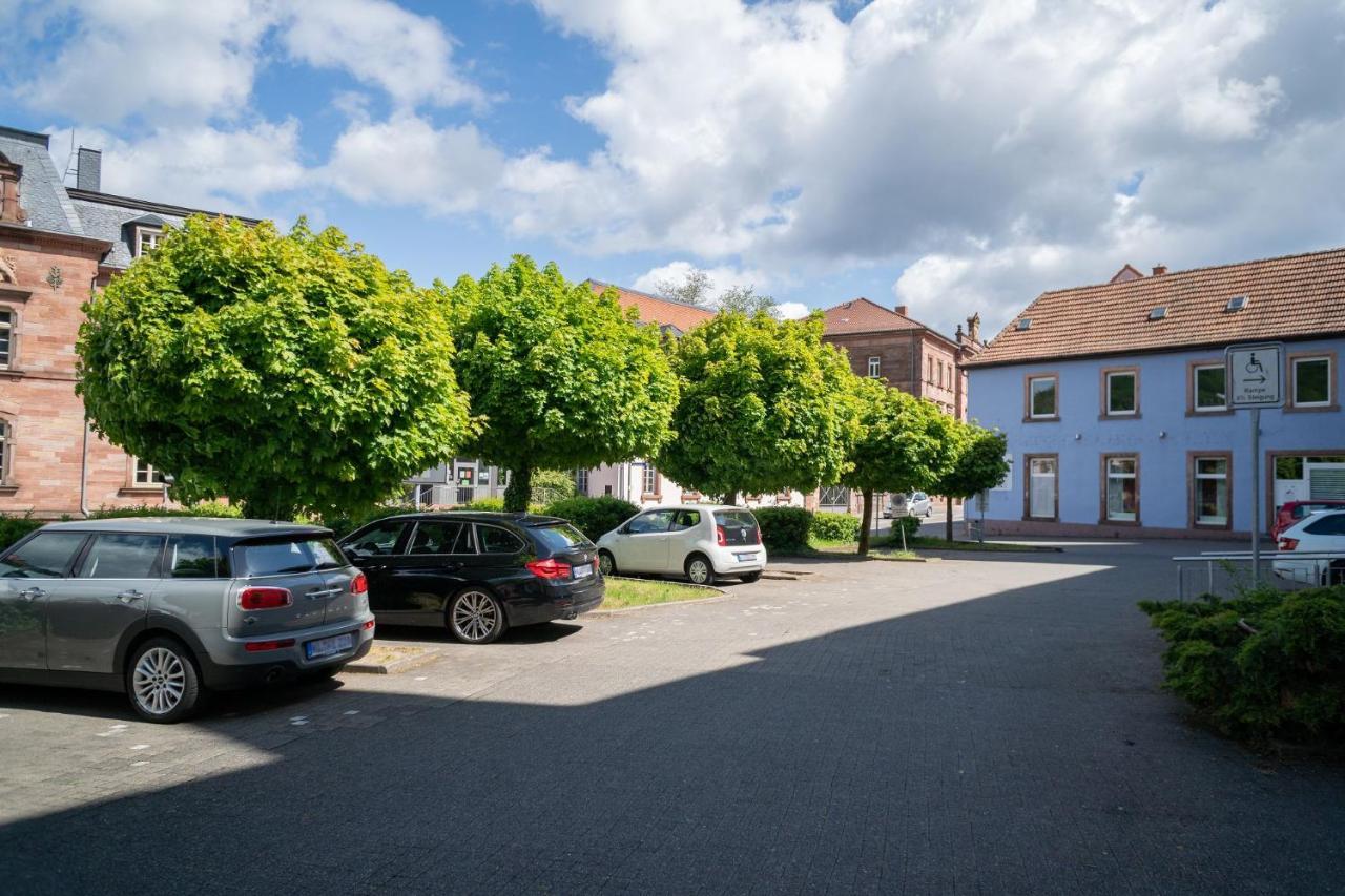 Beautiful Apartment In Town Centre Landstuhl Exterior foto